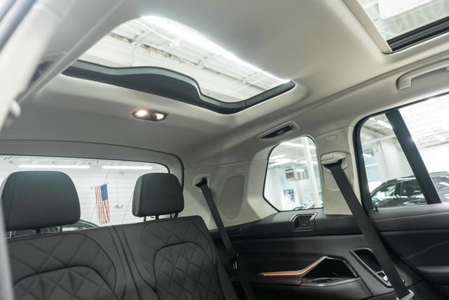 2025 BMW X7 xDrive40i Sports Activity Vehicle - 22945399 - 12