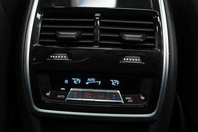 2025 BMW X7 xDrive40i Sports Activity Vehicle - 22945399 - 16