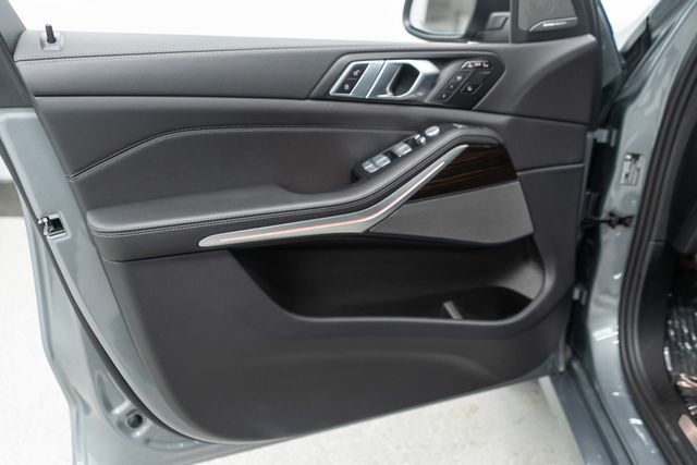 2025 BMW X7 xDrive40i Sports Activity Vehicle - 22945399 - 21