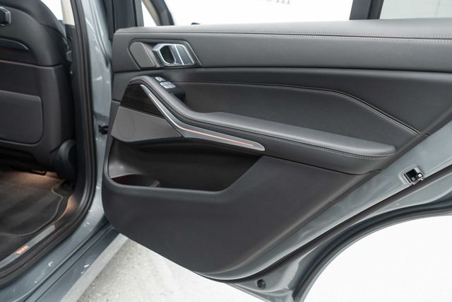 2025 BMW X7 xDrive40i Sports Activity Vehicle - 22945399 - 37