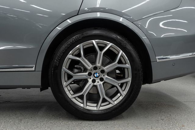 2025 BMW X7 xDrive40i Sports Activity Vehicle - 22945399 - 42