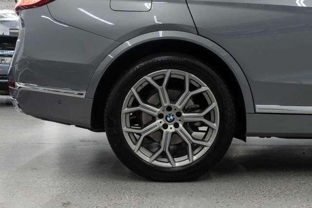 2025 BMW X7 xDrive40i Sports Activity Vehicle - 22945399 - 43