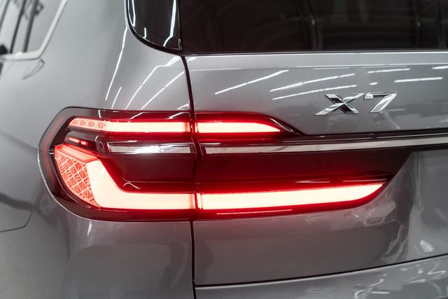 2025 BMW X7 xDrive40i Sports Activity Vehicle - 22945399 - 50