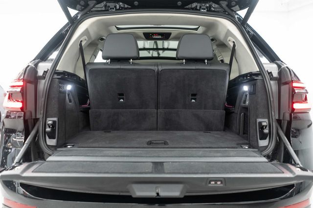 2025 BMW X7 xDrive40i Sports Activity Vehicle - 22949233 - 40