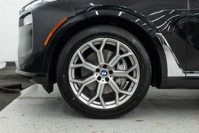 2025 BMW X7 xDrive40i Sports Activity Vehicle - 22949233 - 43