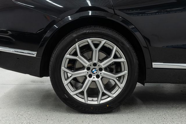 2025 BMW X7 xDrive40i Sports Activity Vehicle - 22949233 - 45