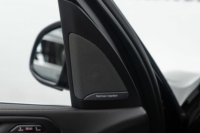 2025 BMW X7 xDrive40i Sports Activity Vehicle - 22949234 - 21