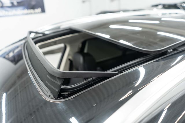 2025 BMW X7 xDrive40i Sports Activity Vehicle - 22949234 - 58