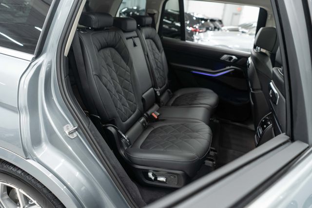 2025 BMW X7 xDrive40i Sports Activity Vehicle - 22951202 - 10