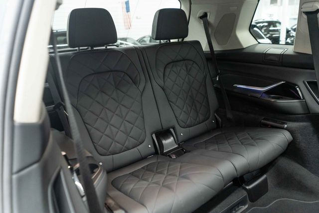 2025 BMW X7 xDrive40i Sports Activity Vehicle - 22951202 - 11