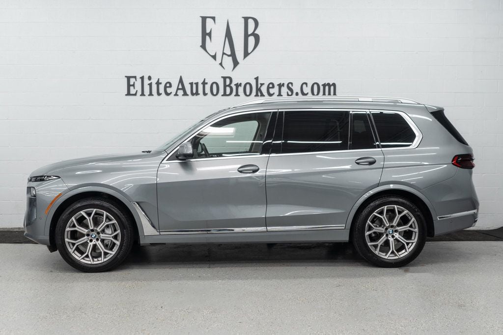 2025 Bmw X7 xDrive40i photo 2