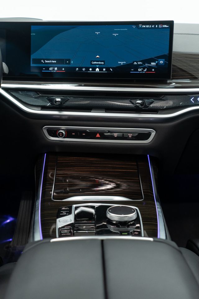 2025 BMW X7 xDrive40i Sports Activity Vehicle - 22951202 - 42