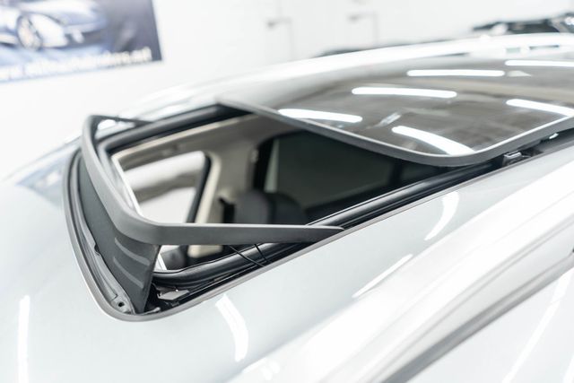 2025 BMW X7 xDrive40i Sports Activity Vehicle - 22951202 - 60