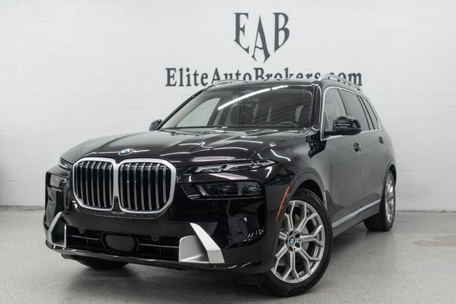 2025 BMW X7 xDrive40i Sports Activity Vehicle - 22974571 - 0