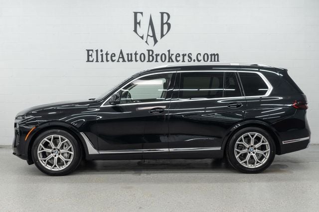 2025 BMW X7 xDrive40i Sports Activity Vehicle - 22974571 - 1