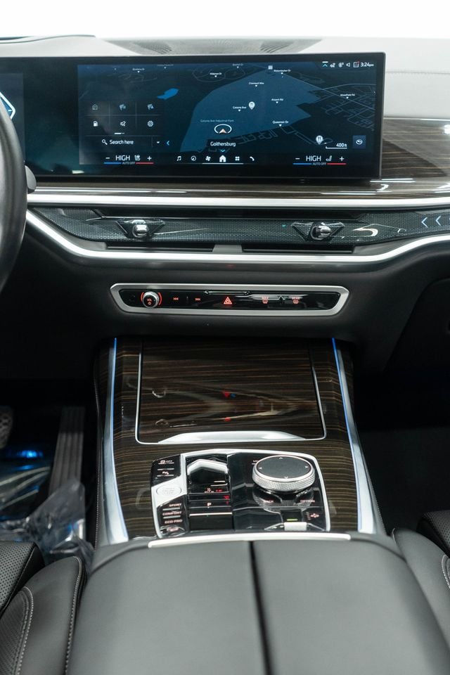 2025 BMW X7 xDrive40i Sports Activity Vehicle - 22974571 - 27