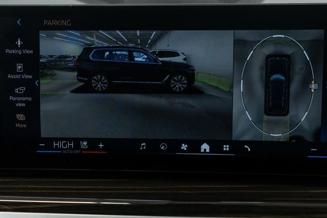 2025 BMW X7 xDrive40i Sports Activity Vehicle - 22974571 - 32