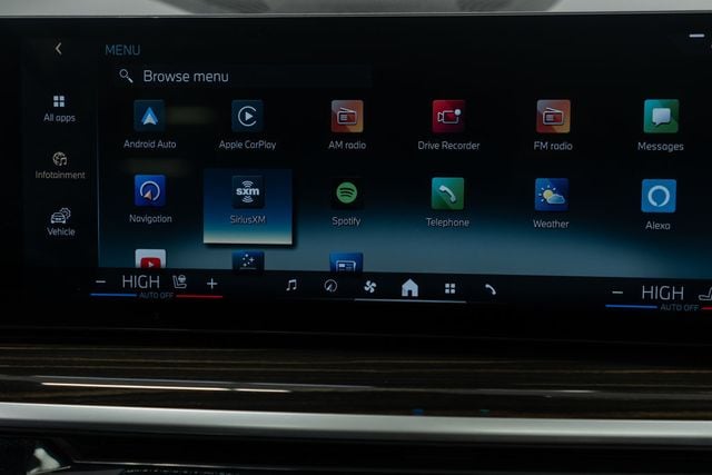 2025 BMW X7 xDrive40i Sports Activity Vehicle - 22974571 - 38