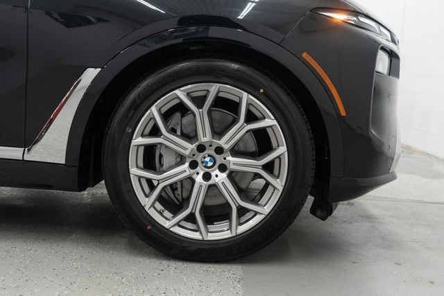2025 BMW X7 xDrive40i Sports Activity Vehicle - 22974571 - 50