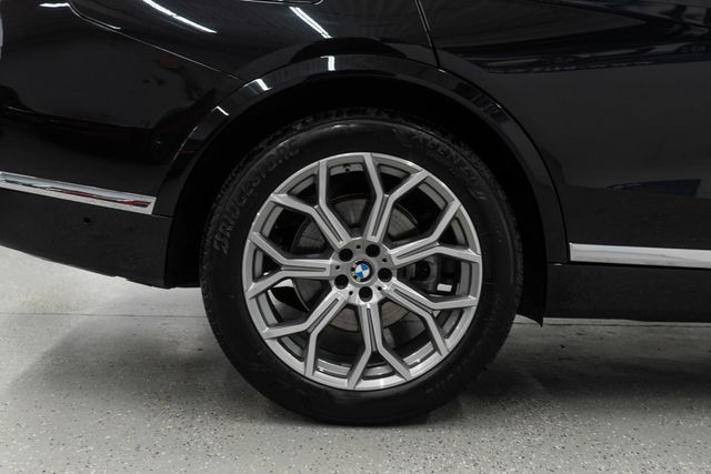 2025 BMW X7 xDrive40i Sports Activity Vehicle - 22976217 - 42
