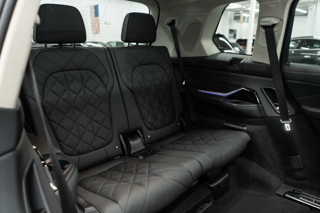 2025 BMW X7 xDrive40i Sports Activity Vehicle - 22979701 - 11