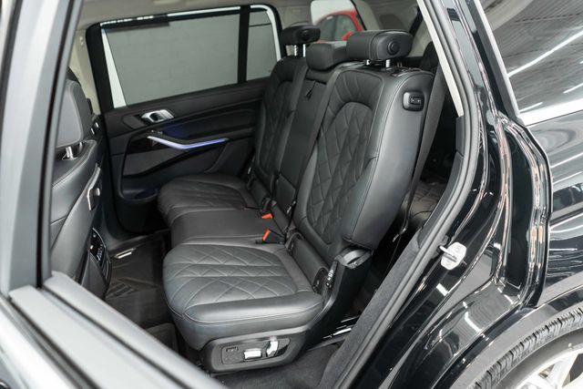 2025 BMW X7 xDrive40i Sports Activity Vehicle - 22979701 - 15