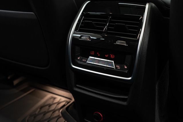 2025 BMW X7 xDrive40i Sports Activity Vehicle - 22979701 - 17