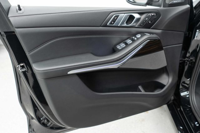 2025 BMW X7 xDrive40i Sports Activity Vehicle - 22979701 - 21