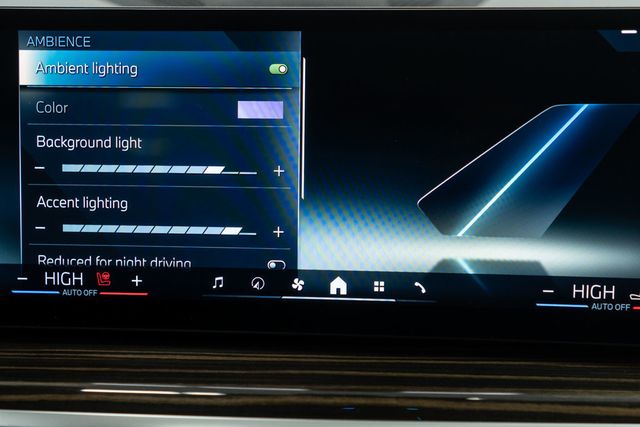 2025 BMW X7 xDrive40i Sports Activity Vehicle - 22979701 - 35