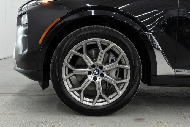 2025 BMW X7 xDrive40i Sports Activity Vehicle - 22979701 - 37