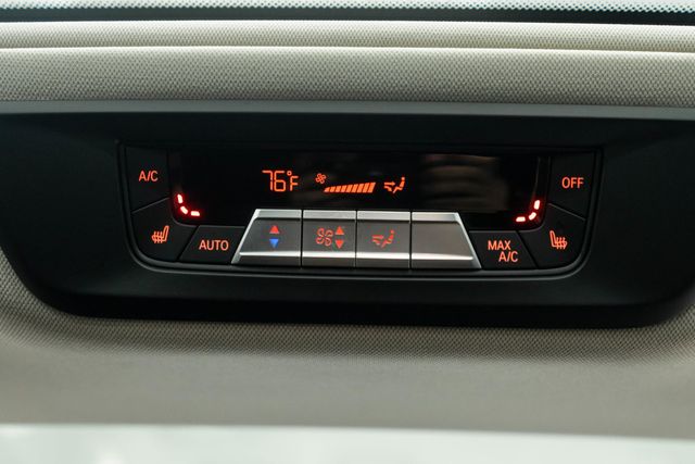 2025 BMW X7 xDrive40i Sports Activity Vehicle - 22992896 - 16