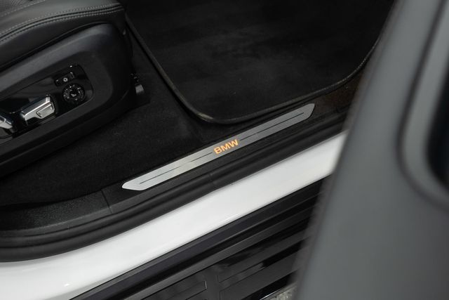 2025 BMW X7 xDrive40i Sports Activity Vehicle - 22992896 - 18
