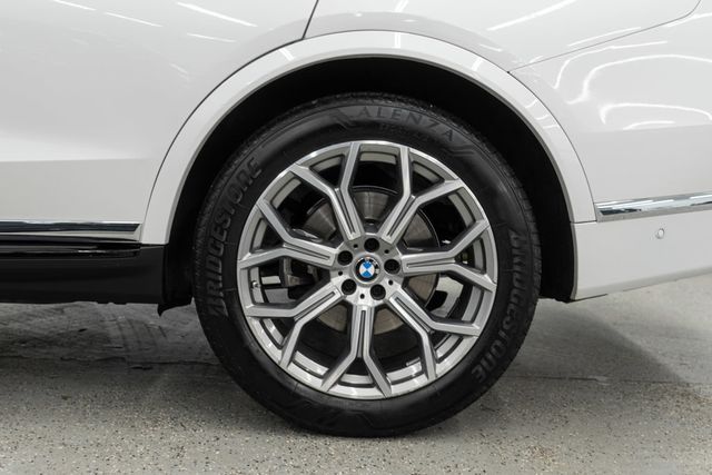 2025 BMW X7 xDrive40i Sports Activity Vehicle - 22992896 - 42