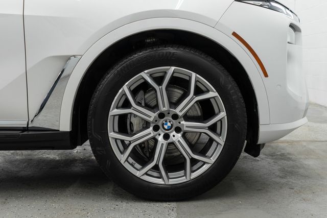2025 BMW X7 xDrive40i Sports Activity Vehicle - 22992896 - 44