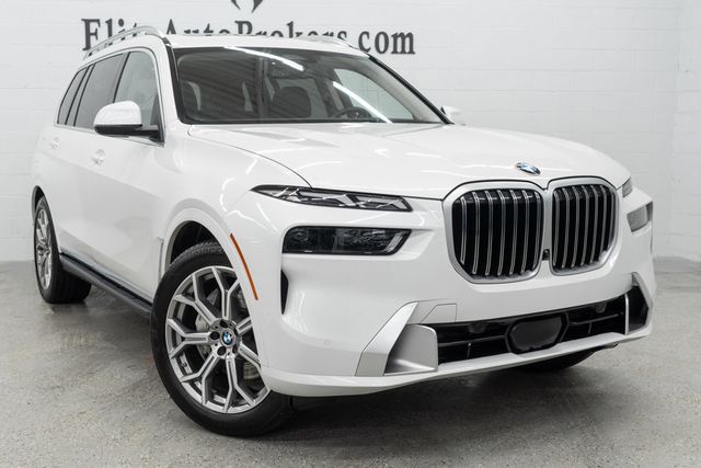 2025 BMW X7 xDrive40i Sports Activity Vehicle - 22992896 - 5