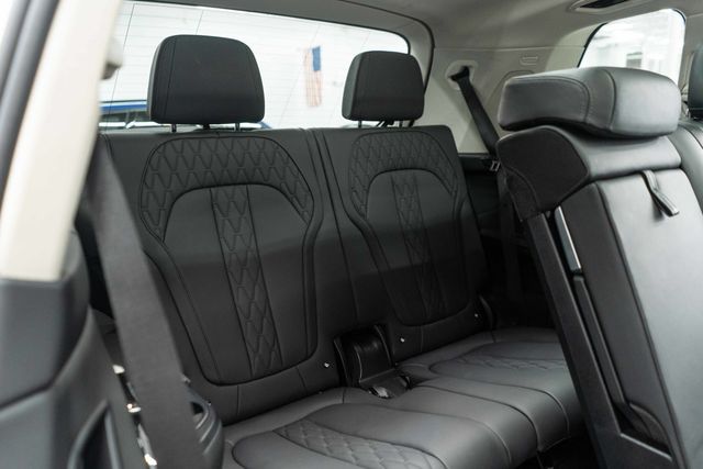 2025 BMW X7 xDrive40i Sports Activity Vehicle - 23058526 - 12