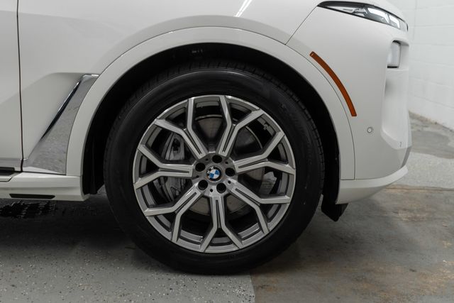 2025 BMW X7 xDrive40i Sports Activity Vehicle - 23058526 - 47