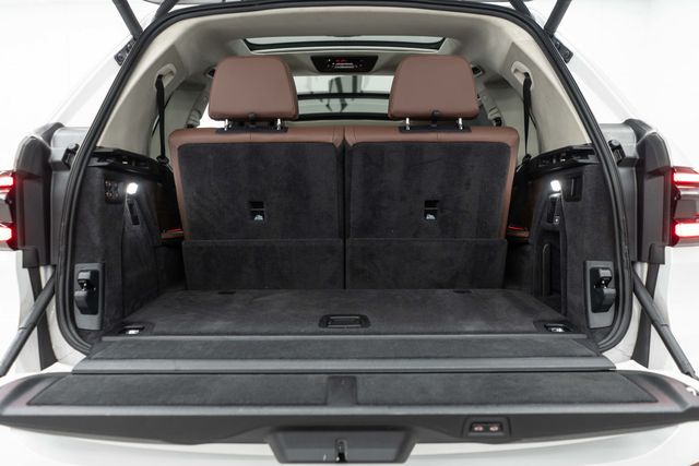 2025 BMW X7 xDrive40i Sports Activity Vehicle - 23071909 - 38