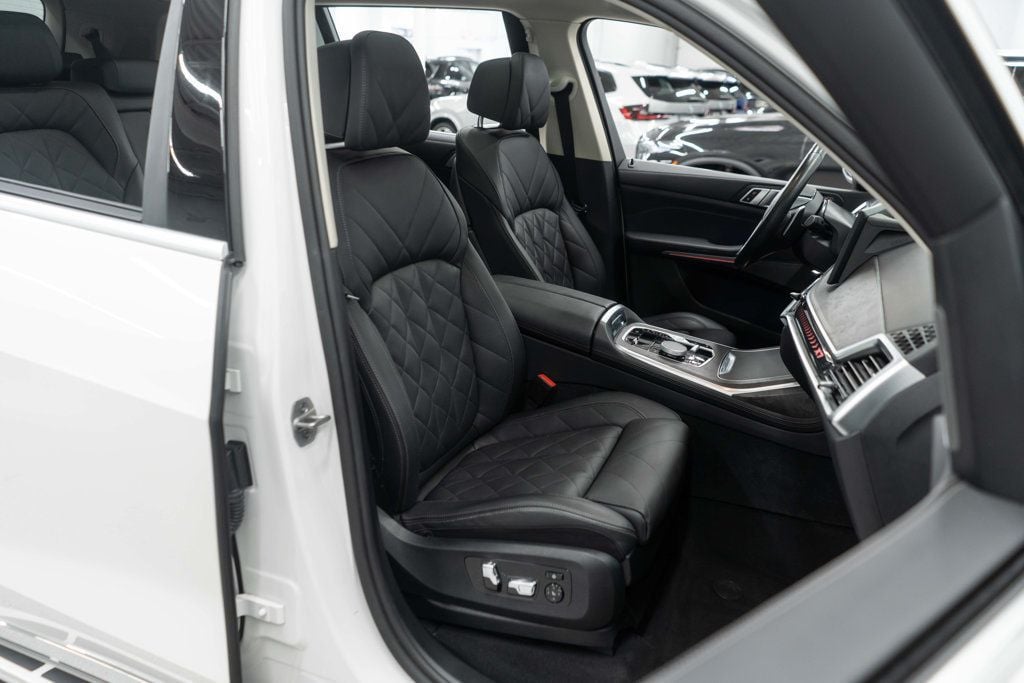 BMW X7 photo 10