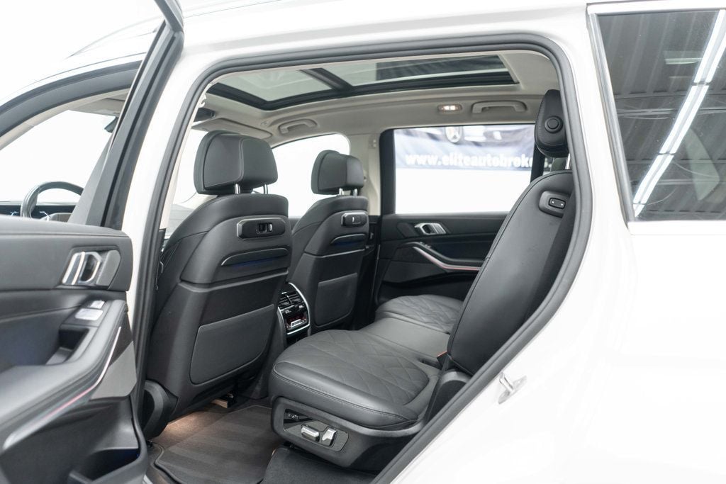 BMW X7 photo 15