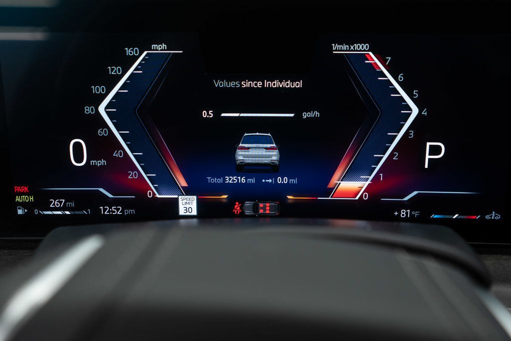 BMW X7 photo 26