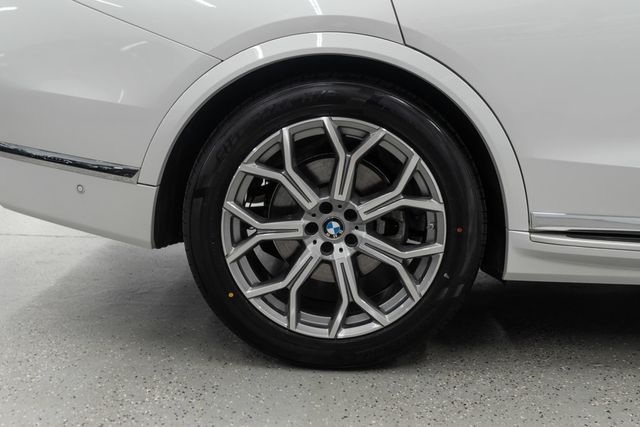 2025 BMW X7 xDrive40i Sports Activity Vehicle - 23081705 - 48