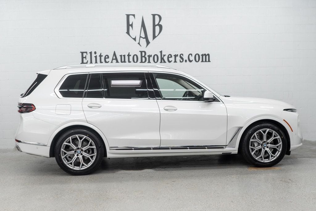 BMW X7 photo 5