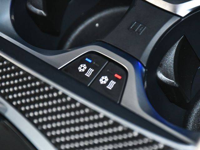 2025 BMW XM Base - 22922445 - 88