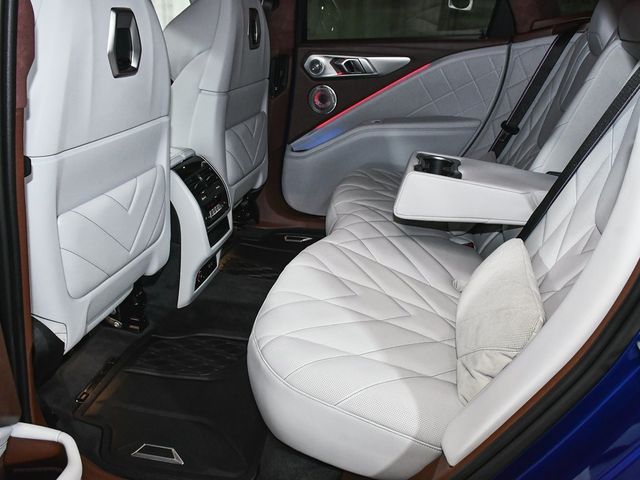 2025 BMW XM Base - 22967129 - 73