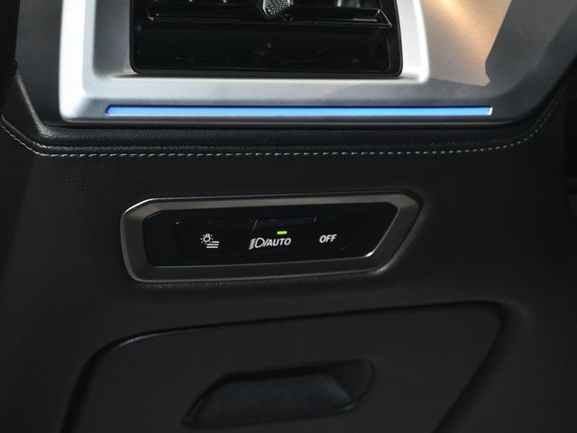 2025 BMW XM Base - 22976893 - 22