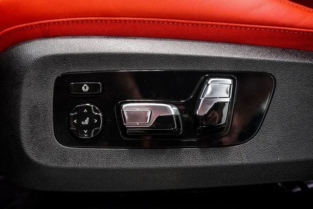 2025 Bmw XM Label Red photo 4