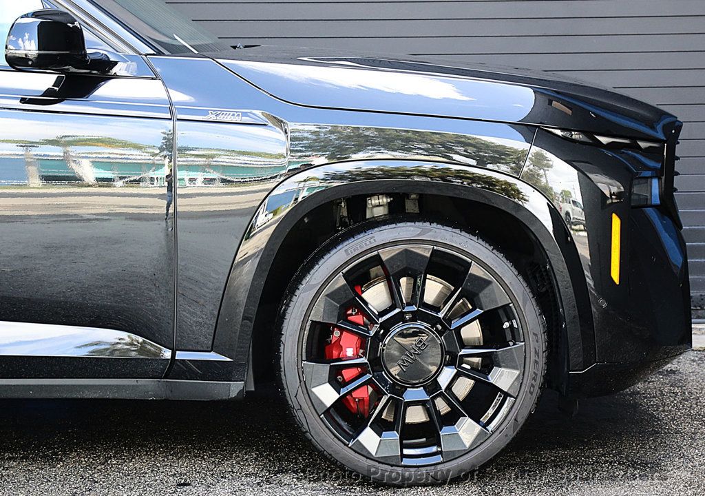 2025 BMW XM Sports Activity Vehicle - 22995755 - 13