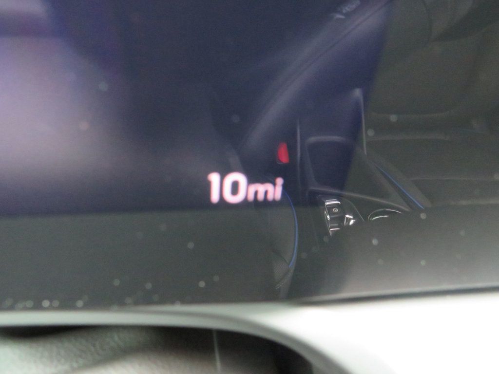 2025 Buick Encore GX Sport Touring photo 13