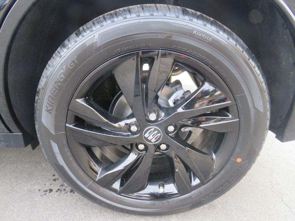 2025 Buick Encore GX Sport Touring photo 15